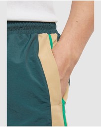 Urban Classics - Retro Swim Shorts
