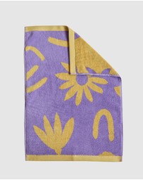 Mosey Me - Floral Dreams Hand Towel