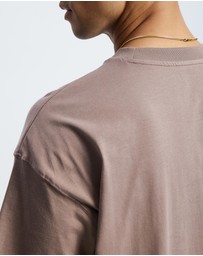 New Balance - Linear Graphic T-Shirt