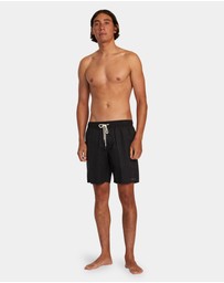 RVCA - Mens Opposites Elastic 2 Hybrid Shorts