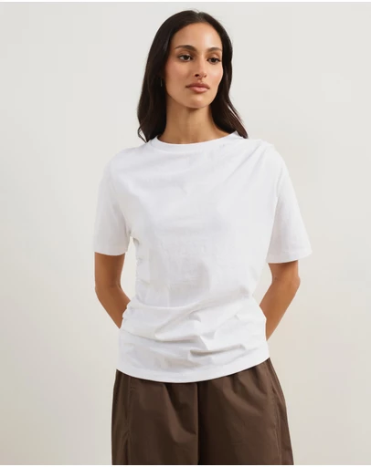 Atmos&Here - Romy Tuck Details Tee