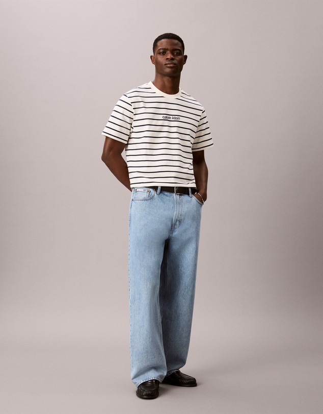 Calvin Klein Jeans - Logo Graphic Stripe Relaxed T-Shirt