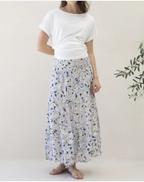 Angel Maternity - Maternity Shirred Maxi Skirt in Navy Floral Print