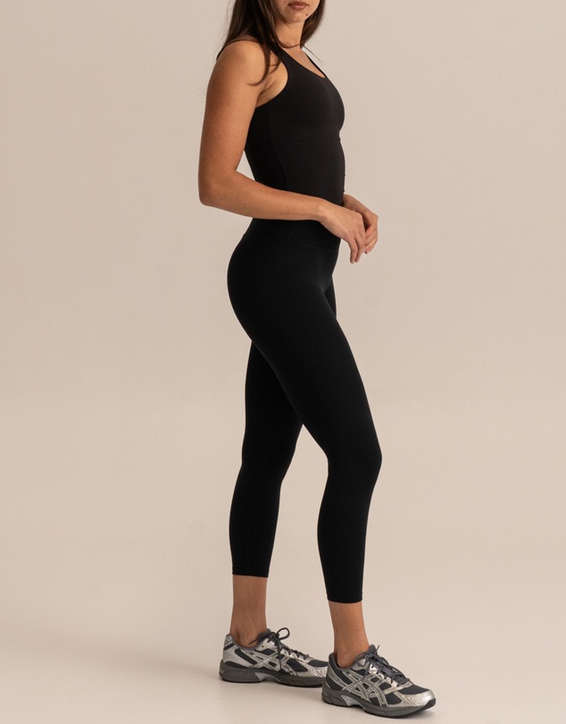HyperLuxe The Label - Shape 7/8 Legging
