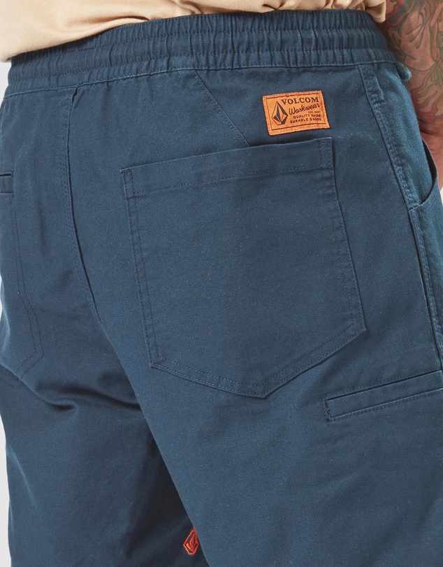 Volcom - Caliper 17