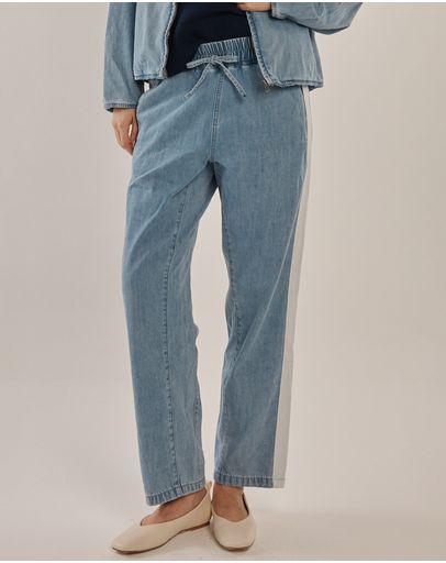 Medium Blue