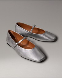 Calvin Klein - Mary Jane Ballet Flats