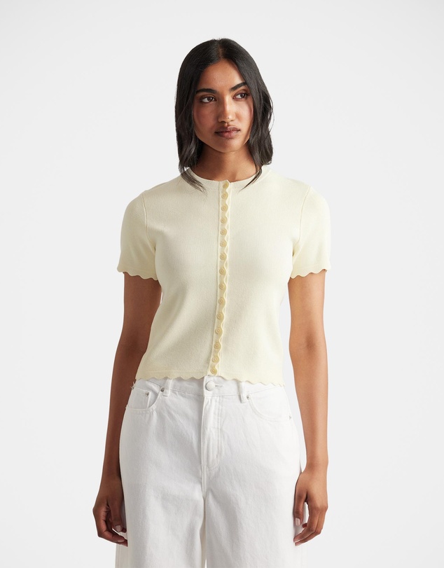 Decjuba - Maya Scallop Trim Button Top