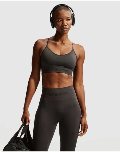 Nike - Pro Seamless Light-Support Padded Sports Bra