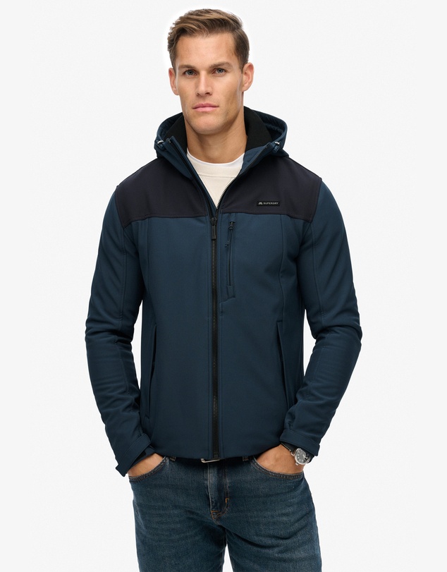 Superdry - Hooded Softshell Tech Trekker