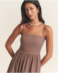 ST MRLO - Lanah Midi Dress