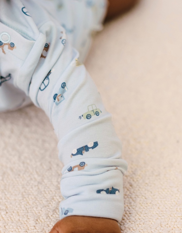 Kynd Baby - Comfy Bodysuit Long Sleeve in Blue Haze Cars