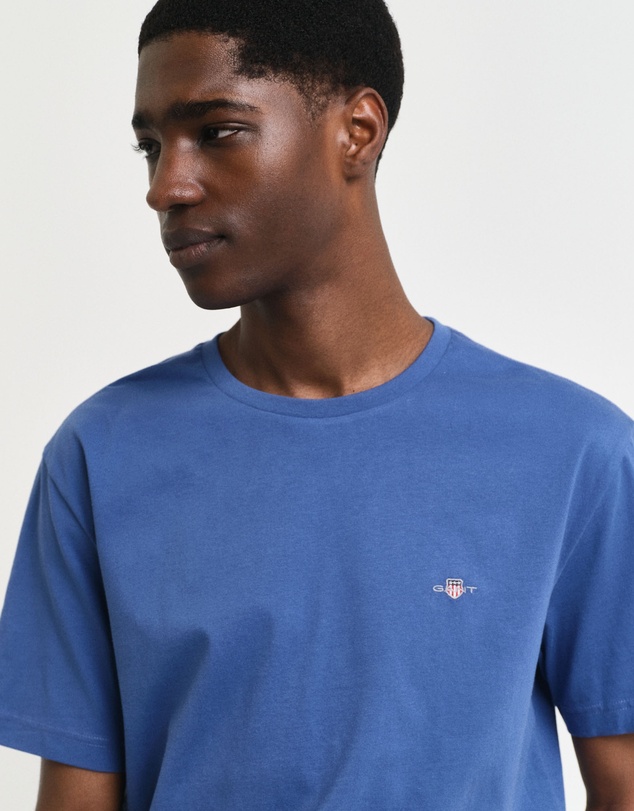 Gant - Regular Fit Shield T-Shirt