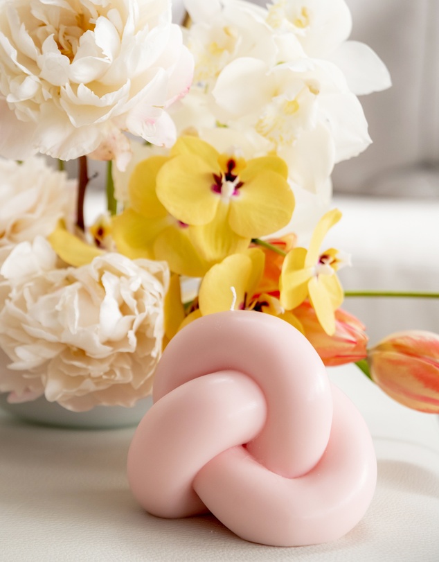 XRJ Celebrations - Addison Rose Candle