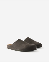 Rubi - Blair Mule