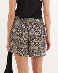 Amelius - Leona Animal Print Short