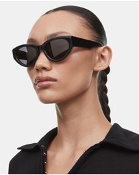 CHIMI - 6.3 Cat Eye Sunglasses