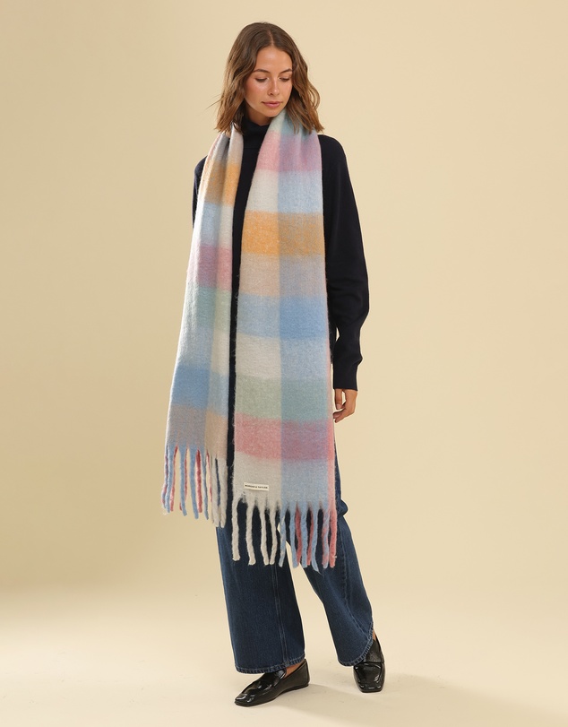 Morgan & Taylor - Emma Scarf
