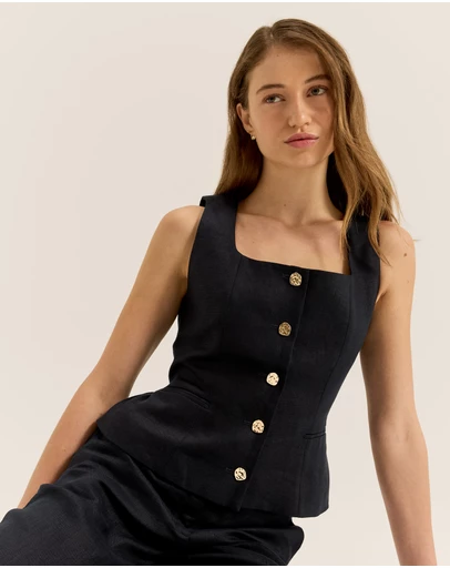 Review - Norah Vest