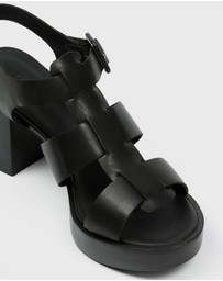 bul - Colina Heel