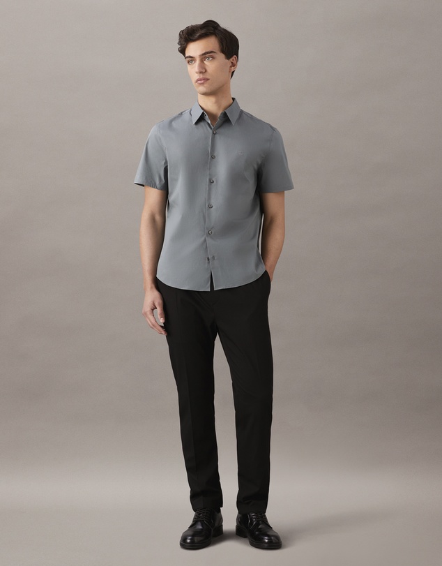 Calvin Klein - Cotton Stretch Classic Button Down Shirt