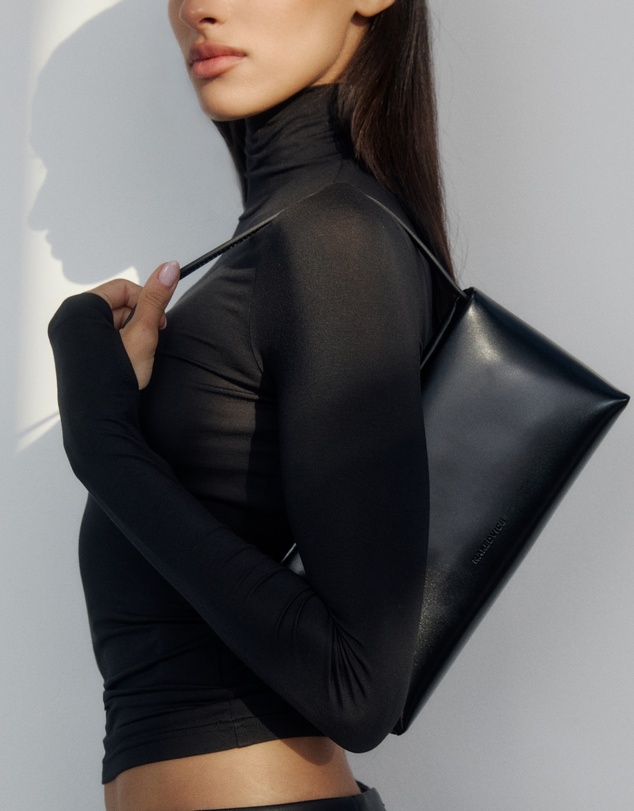 Nakedvice - The Mietta Black Bag
