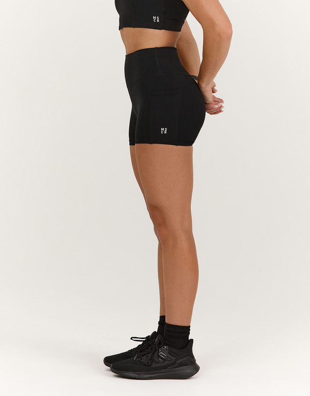 Muscle Republic - Sculpt Bonded Waist Pocket Mini Shorts
