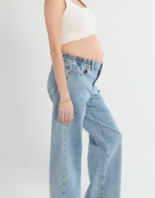 Soon Maternity - Relaxed Wide Leg Jeans