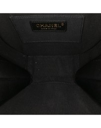 Pre-Loved by Azura Reborn - Pre-Loved Quilted Lambskin Oval Logo Chain Top Handle Round Clutch on Chain