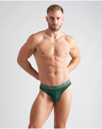 TEAMM8 - Casanova Thong
