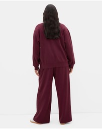 City Chic - Plus size Mae Crew Neck Sweatshirt - dark cherry