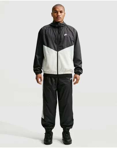 Nike - Windrunner Lined Jacket