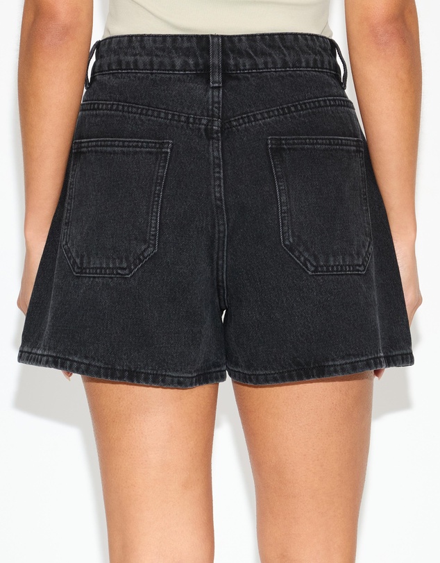 Dazie - Daze Adjustable Waist Denim Shorts
