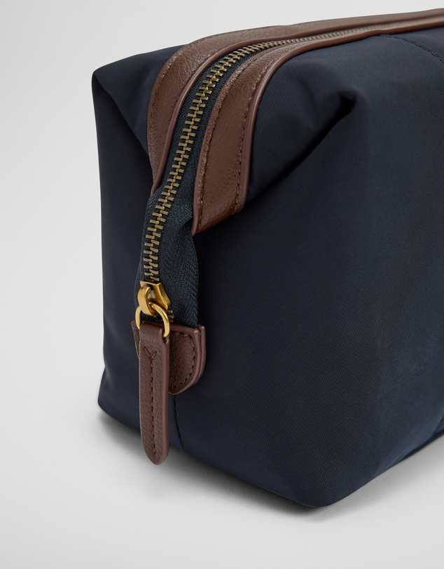 Country Road - Recycled Polyester Landon Washbag