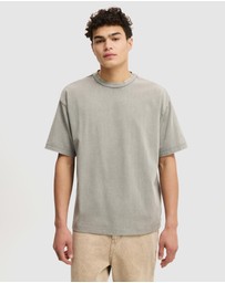 Cotton On - Box Fit T-Shirt