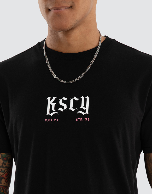 Kiss Chacey - Grunge Dual Curved Tee