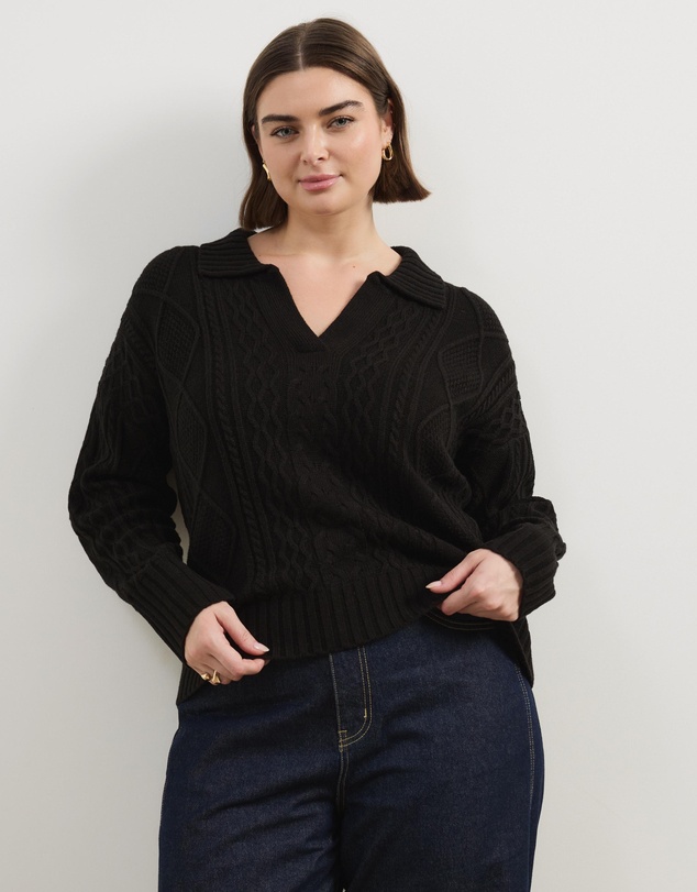 Atmos&Here Curvy - Faye Cable Knit Pullover With Collar