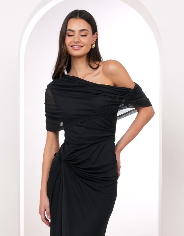 Pilgrim - Uma Ruching Shoulder Gown