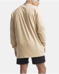 Vacancy Co - Vacant Long Sleeve Tee
