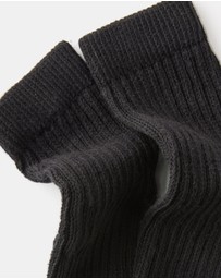 Cotton On Body Active - Body Scrunch Pilates Grip Socks