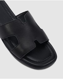 Nude Footwear - Delta