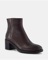 Shelly Shen - Elect Boots