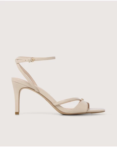 Review - Kristin Heel