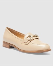 Easy Steps - Gala