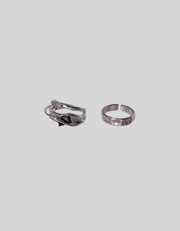 KAJA Clothing - Black Crystar Rings 2pc