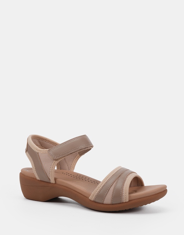 Clarks - Agnes Taupe