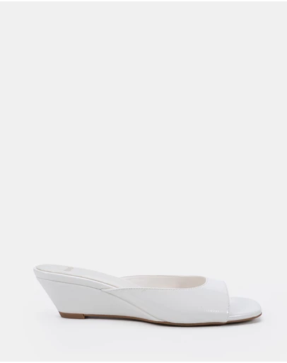 Novo - Willodean Wedges