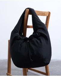 TOPSHOP - Sia Ruched Nylon Shoulder Bag