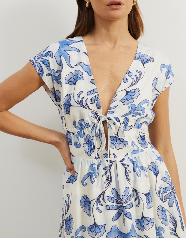 Atmos&Here - Anna Tie Front Linen Blend Maxi Dress