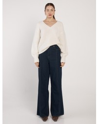 Fate + Becker - Remy V-Neck Jumper